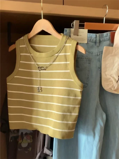 Casual Striped Crop Top - Image 4