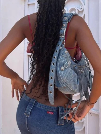 Chic 3D Floral Crop Top - Image 4